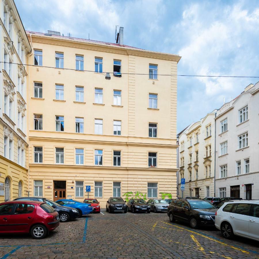 Bright Apartment Few Steps From Centre Prague Exterior photo